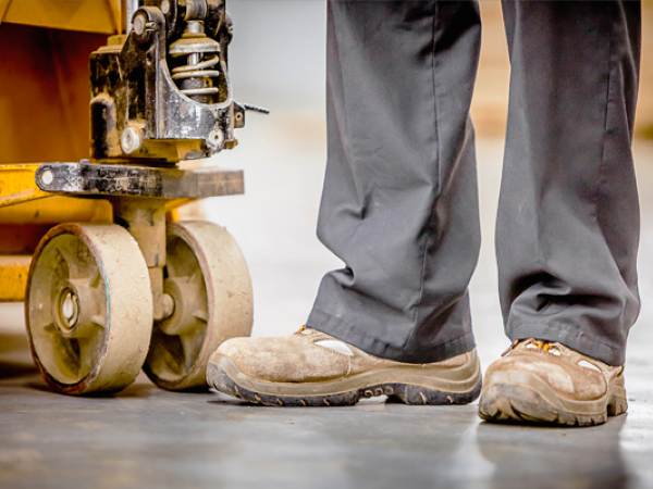 Plantari per scarpe antinfortunistiche: stop ai dolori!